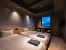 【低層階ツイン】低層階の為河川敷が望めにくくなっております。 シャワー・トイレ付
