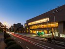夕暮れのマジックアワー 日本海に沈む夕日が黄昏時を演出