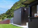 【更衣室】更衣室は男性用と女性用で分かれています。エアコン完備で快適にお使いいただけます。