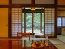 【離れ/苅安・位山】