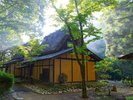 【離れ/苅安・位山】