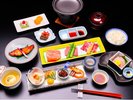 宝生会席(飛騨牛・豚・鶏三種の岐阜県産のお肉と季節のお料理)