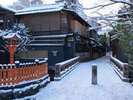 ホテルから徒歩約10分。祇園の冬の風景。