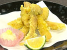 【9月から11月 別注文 松茸天ぷら】松茸の豊かな風味、旨味をギュっと閉じ込めてあります