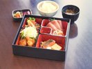 【伊豆よくばり松花堂弁当】伊豆エリア総料理長が手掛ける、伊豆の旬を凝縮した松花堂弁当です。