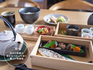 【ご朝食】 八女茶のお茶漬けと地元食材のおかずをご用意しております。