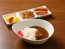 【朝食ビュッフェ】カレーにお惣菜をトッピングしてオリジナルカレーを作ってみてはいかがでしょうか