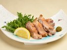 比内地鶏(ホテル1階レストラン和食神楽メニュー。仕入れにより異なります。)