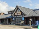 【ひみ番屋街】お車で10分。海産物や特産品のお土産処や温泉やお食事も楽しめる氷見一番の観光拠点です。