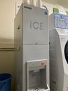 4階:ランドリールーム内、製氷機