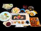 【紀州梅真鯛会席】紀州梅真鯛のしゃぶしゃぶと牛ヘレサイコロステーキがメインの会席