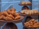 【朝食・パン】ジャムやバターをつけて