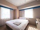 1 Bed Room窓が2か所にあるお部屋。日差しが入って開放的です。