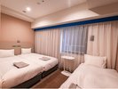 2 Beds Room w/sofaソファーをベッドにすれば3人で利用可能。団らんのひと時を過ごしていただけます。