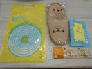 お子様用のアメニティとして、スリッパ、スポンジ歯ブラシを用意しております。