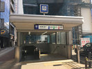 地下鉄本町駅24番出口から徒歩3分です。