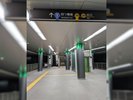 中央線本町駅到着しましたら、四つ橋線19〜28番出口の階段を上ってください
