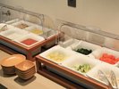 【わんちゃんビュッフェ】わんちゃんが好きなものをお取りいただけます