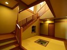 【温泉露天風呂付き離れ】霽海-seikai- 広々とした囲炉裏の間と吹き抜け