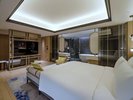 �C���y���A���X�C�[�g