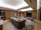 �C���y���A���X�C�[�g