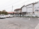 屋根の無い屋外駐車場あり(大型車は駐車できません)
