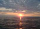 港から望む夕焼け