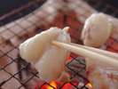 「焼ふぐ」の香ばしい匂いが食欲をそそります。