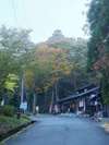 瓜割の滝がある天徳寺の参道(若狭町)