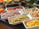 朝食ビュッフェ
