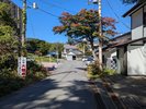 【当館までの道のり】右折したらそのまままっすぐ、右手に当館、左手に駐車場です。お疲れ様でした(^^)