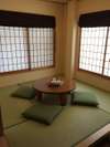 畳みの上でゴロゴロも心地よく!