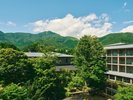 【客室温泉付き・デラックスガーデンビュー】テラスからの眺め