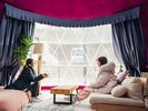 「テントの中はあったかいね〜」寒い冬でも大丈夫!エアコンはもちろん、冬の風物詩「こたつ」も