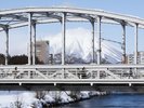 岩手山と開運橋
