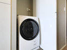 全客室ドラム式洗濯乾燥機を設置しております。