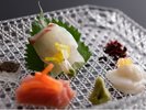 季節の会席料理です。