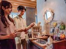 ラウンジ内には紅茶バーもあり!お気に入りの不レイバーを探してみてください♪【ラウンジ】