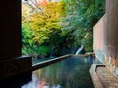 四季折々の移ろいを映す、豊かな自然が迎えてくれます。