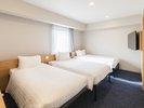 【スーペリアツイン】(3名様利用)スタッキングベッドご利用で最大3名様までご宿泊いただけます。