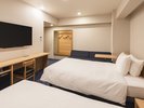 TDソファーとベッド客室全体