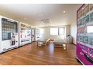 2階自販機コーナーには、飲料、アルコール以外にも、サーティーワンアイスクリームがございます!
