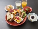 朝食ビュッフェ盛り合わせ 例