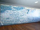 伊勢市を手書きで描いた壁紙が特徴のEVホール