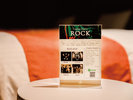  �yROCK�z�N�C�[��