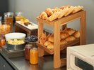 【朝食】地元の新鮮な食材を使った、和食中心のビュッフェ形式のモーニング。