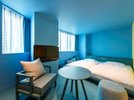 Superior Room�i���C�g�u���[�j