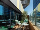 Balcony Room�i�O���[���j