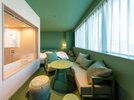 Premier Fourth�i�O���[���j
