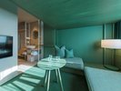 Connecting Room A�i�O���[���j